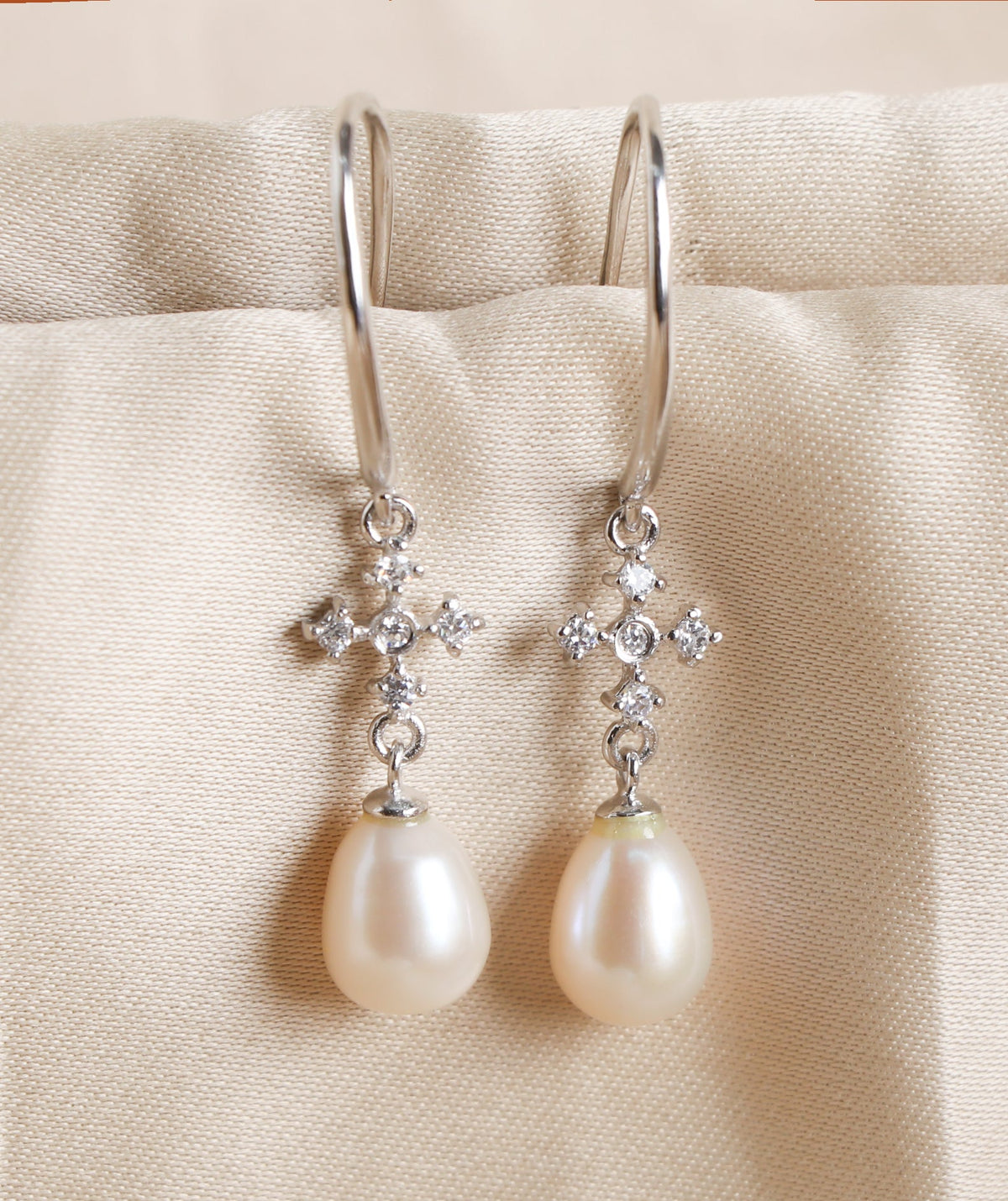 Zircon Pearl Drop Hooks-4