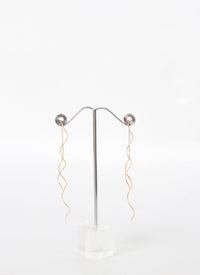 Dainty Sui Dhaga Earrings-2