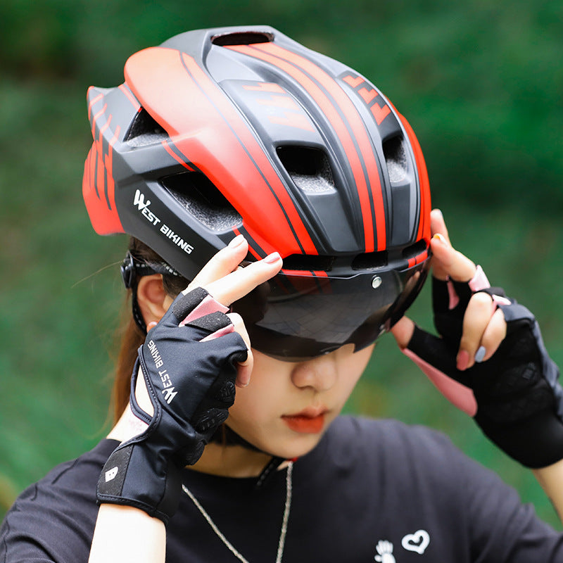 Cycling helmet with integrated goggles for mountain and road bike — view 4