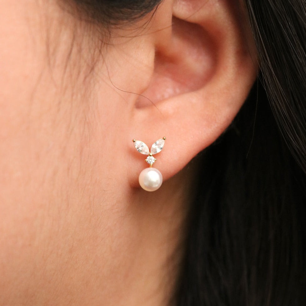 Cubic leaf pearl drop earrings with freshwater pearl — view 2