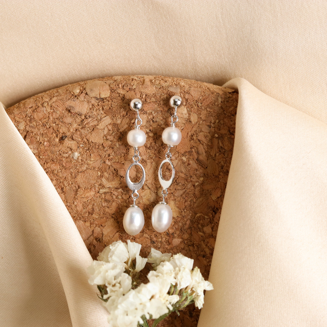 Cutwork Pearl Earrings-0