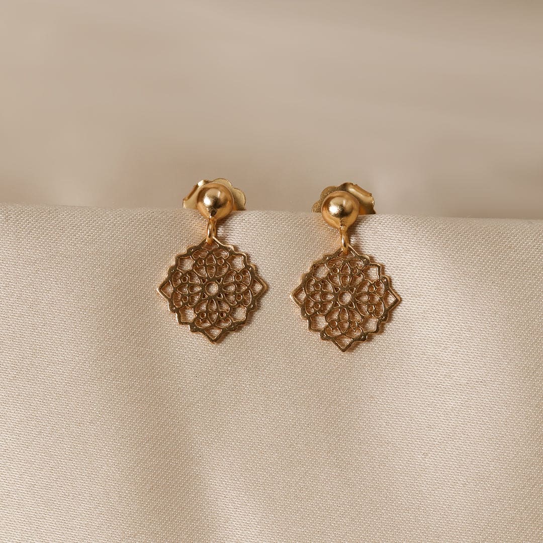 Gold-Plated Hanging Cutwork Earrings-1
