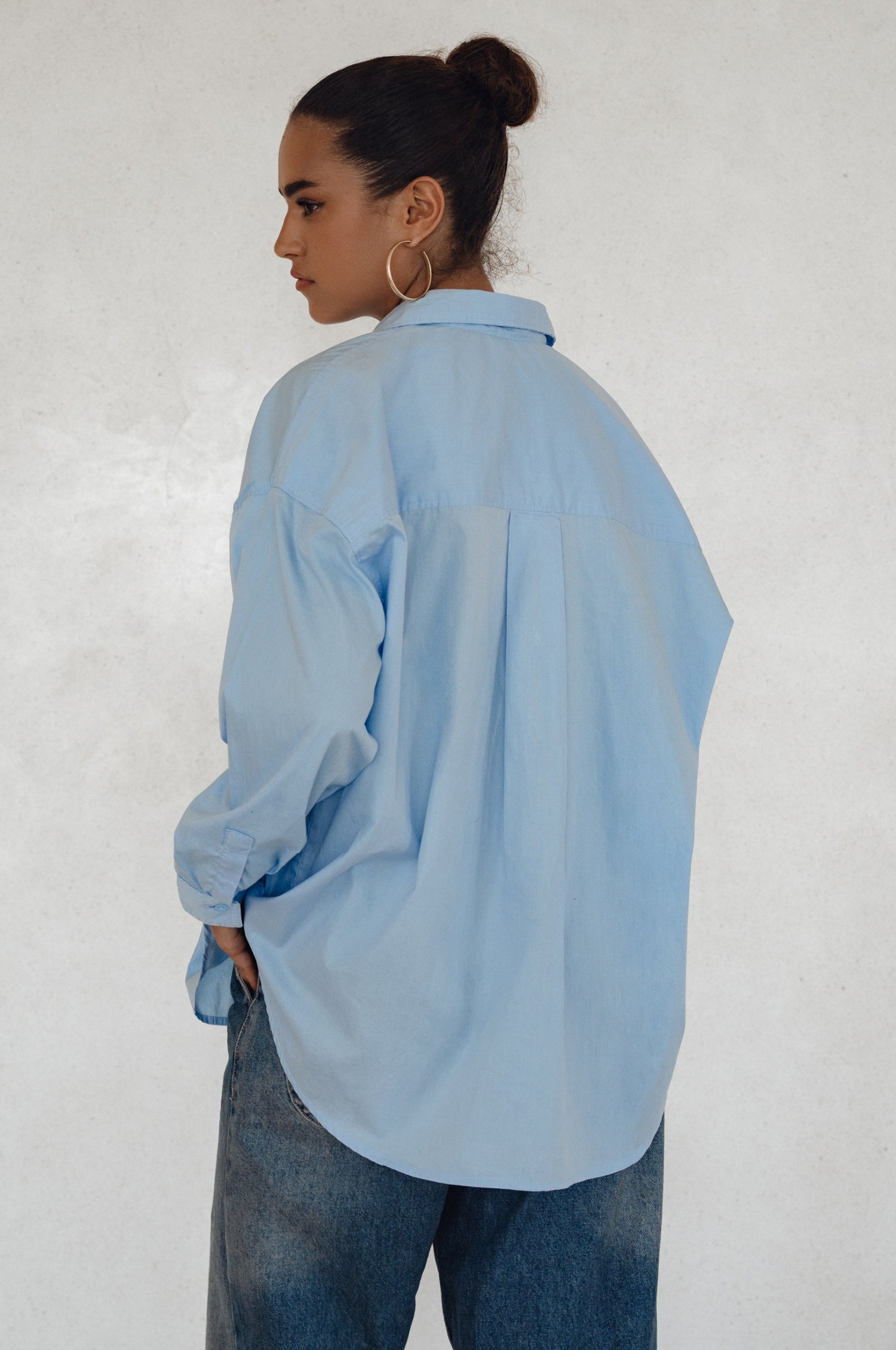 Essential Long Sleeve Shirt