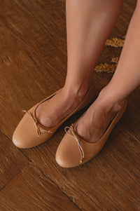Elaria Bow Leather Ballet Flats
