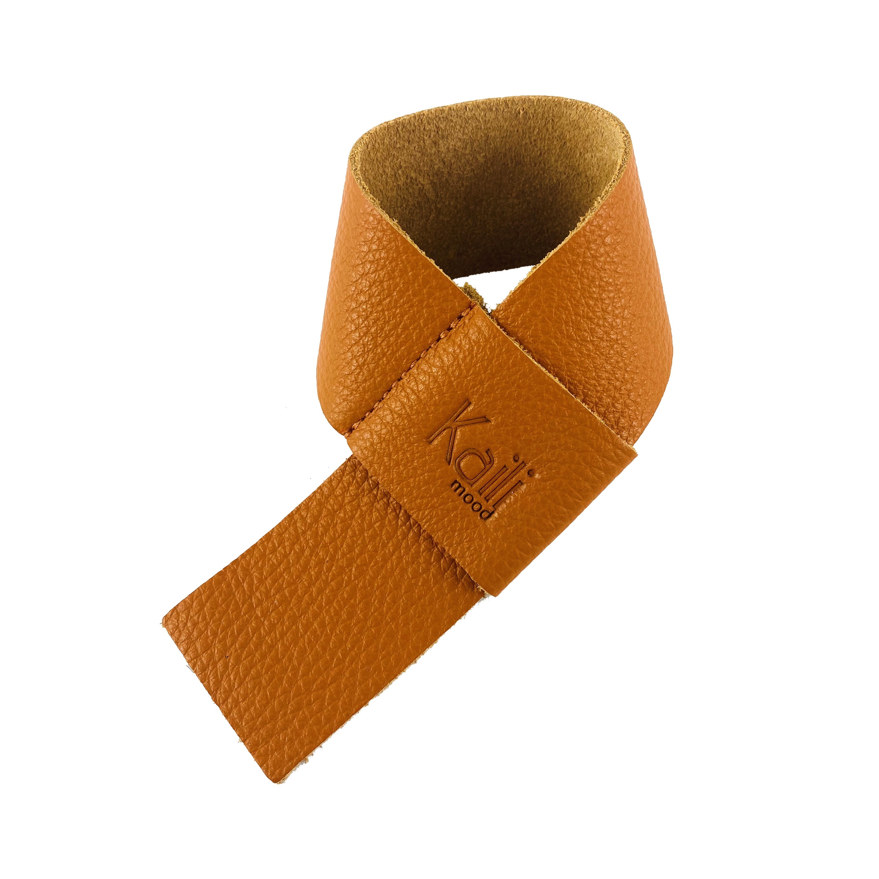 K0010LB | Bottle saver Made in Italy from genuine full-grain leather, dollar grain - Color Orange. Dimensions: 27 x 4 x 0.5 cm.  Packaging: hard bottom/cover Gift Box