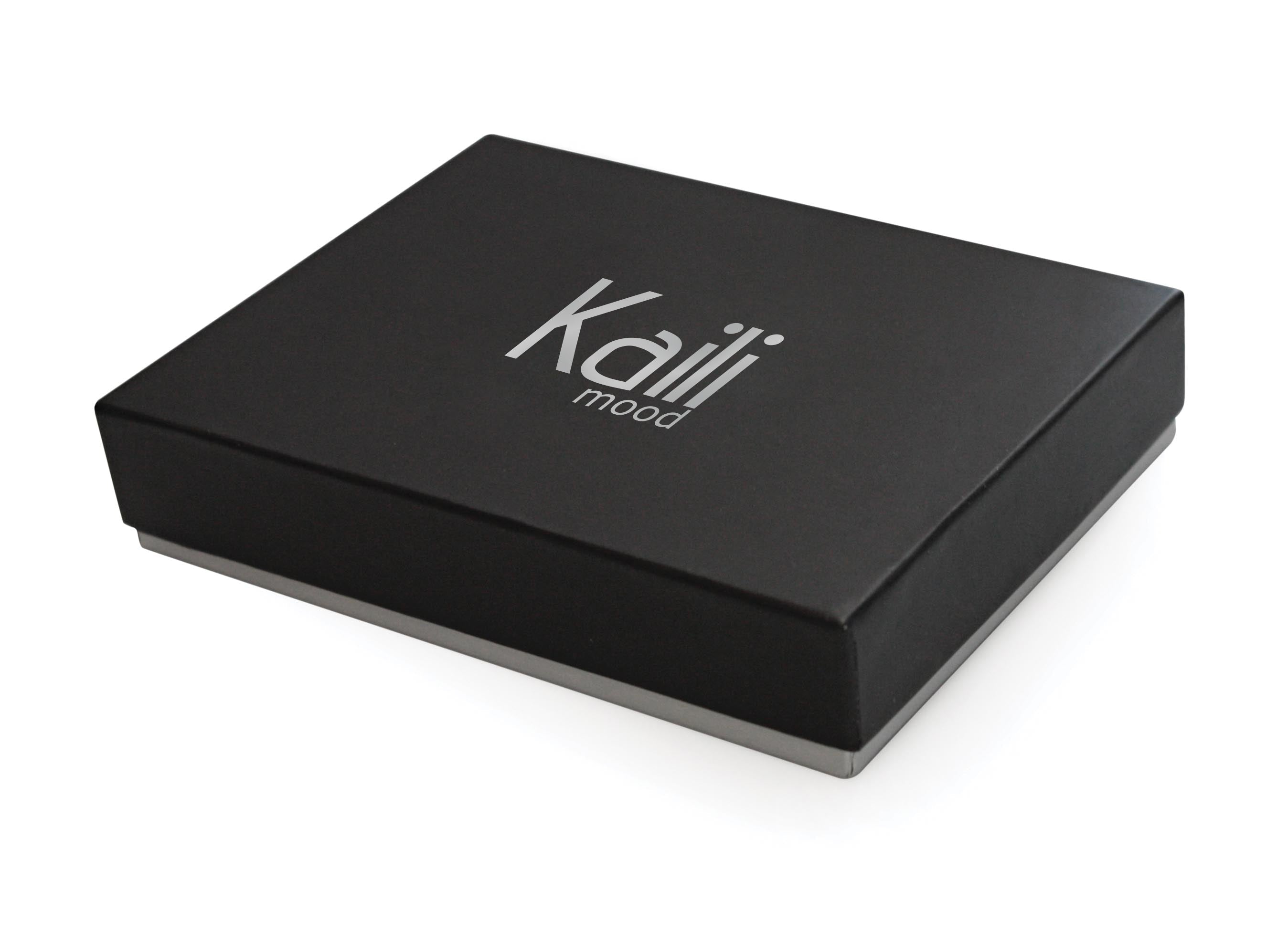 K0039EB | Heart Winder Made in Italy Genuine Full Grain Leather, Dollar Grain - Green Color - Size: 5 x 8 x 0.5 cm - Package: Hard Bottom/Lid Gift Box
