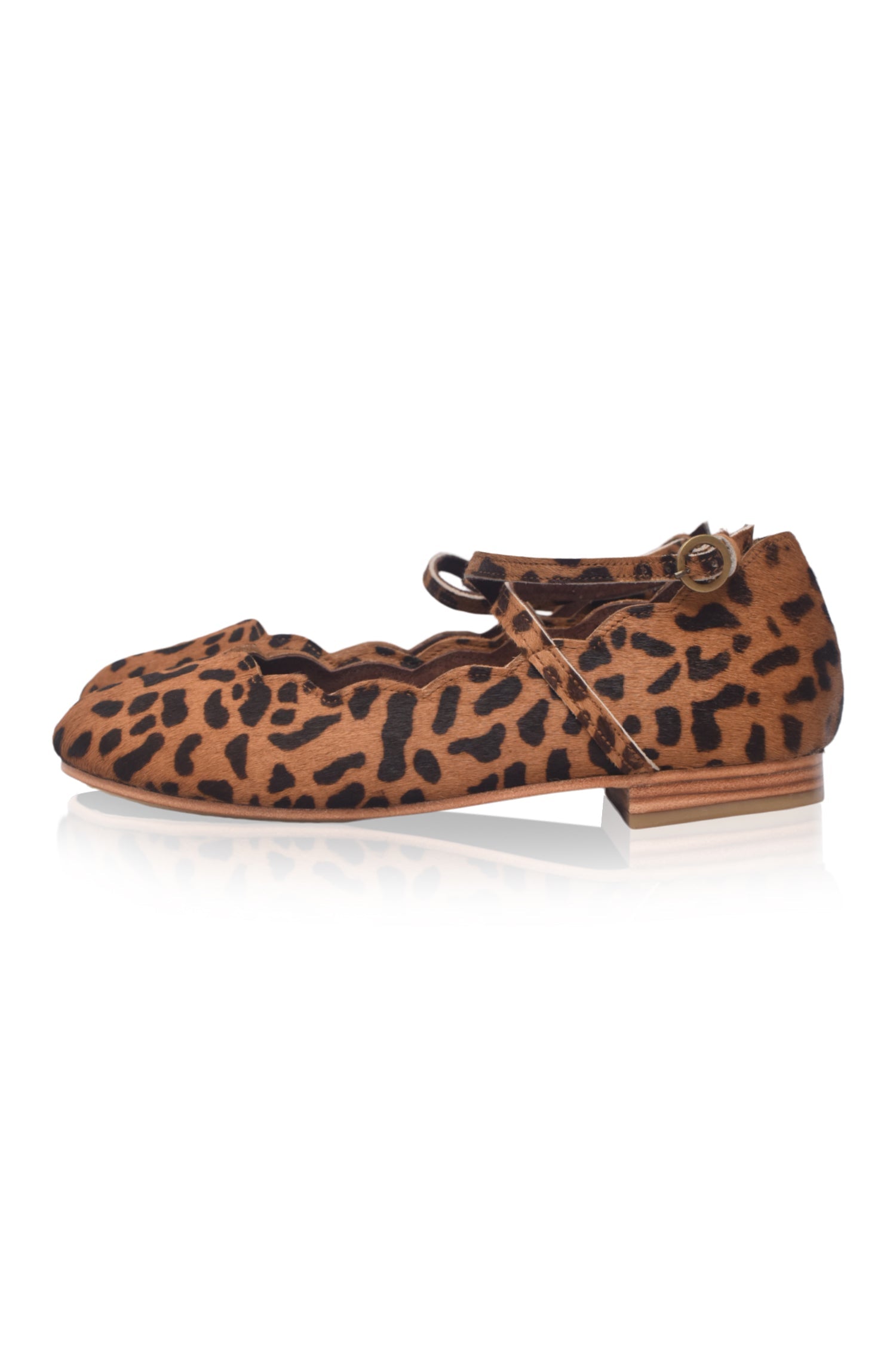 Myrelle Criss-Cross Leather Ballet Flats (Sz. 7.5 & 8.5)