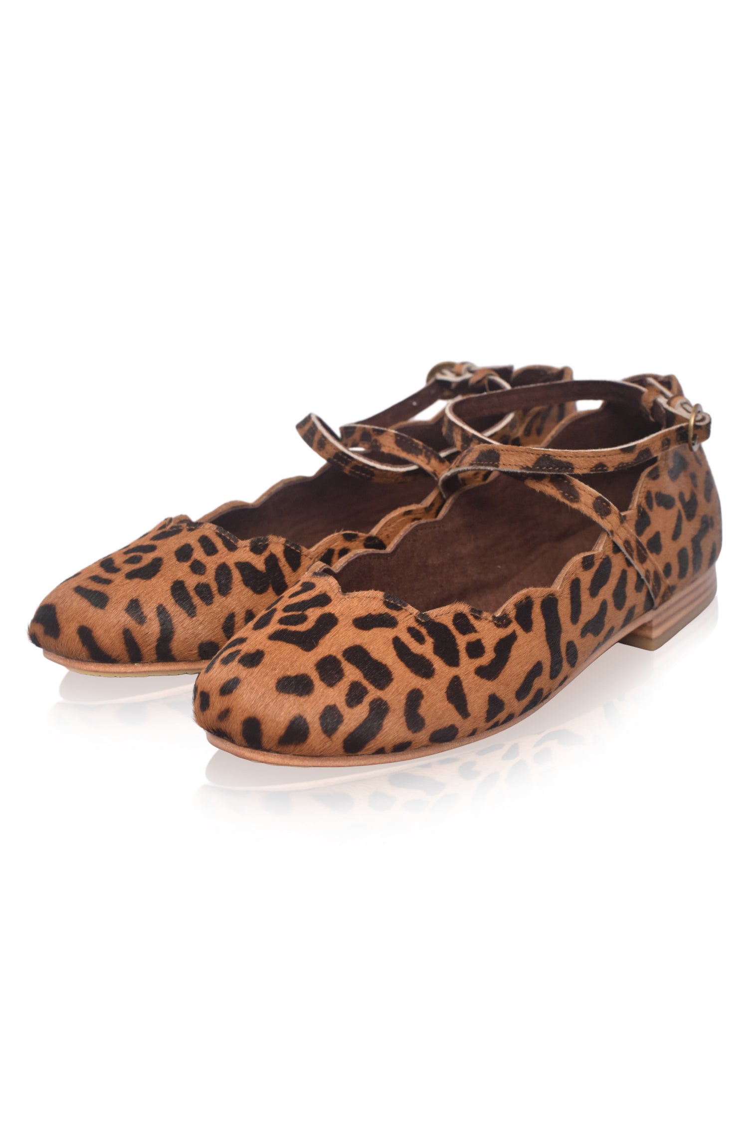 Myrelle Criss-Cross Leather Ballet Flats (Sz. 7.5 & 8.5)