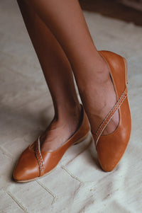 Orenda Pointed Toe Leather Flats