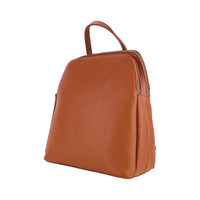 RB1018AM | Women's Double Compartment Backpack in Genuine Leather Made in Italy with adjustable shoulder straps. Gunmetal hardware - Paprika color - Dimensions: 26 x 30 x 14.5 cm.