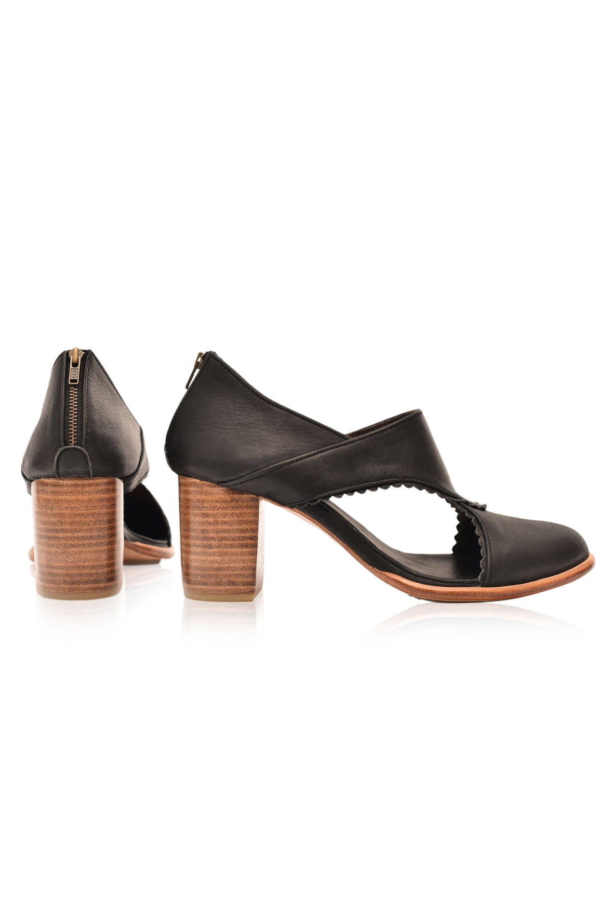Rain Kiss Leather Heel Booties (Sz. 6)