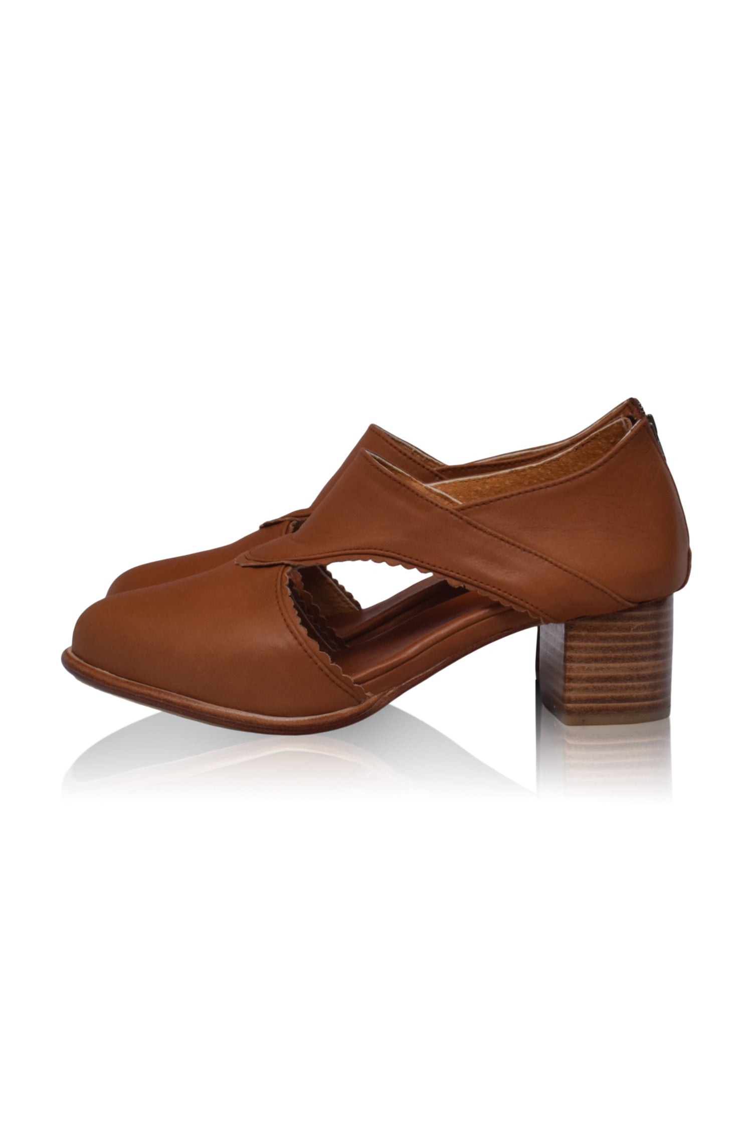 Rain Kiss Leather Heel Bootie 5 cm Heel (Sz. 6.5)
