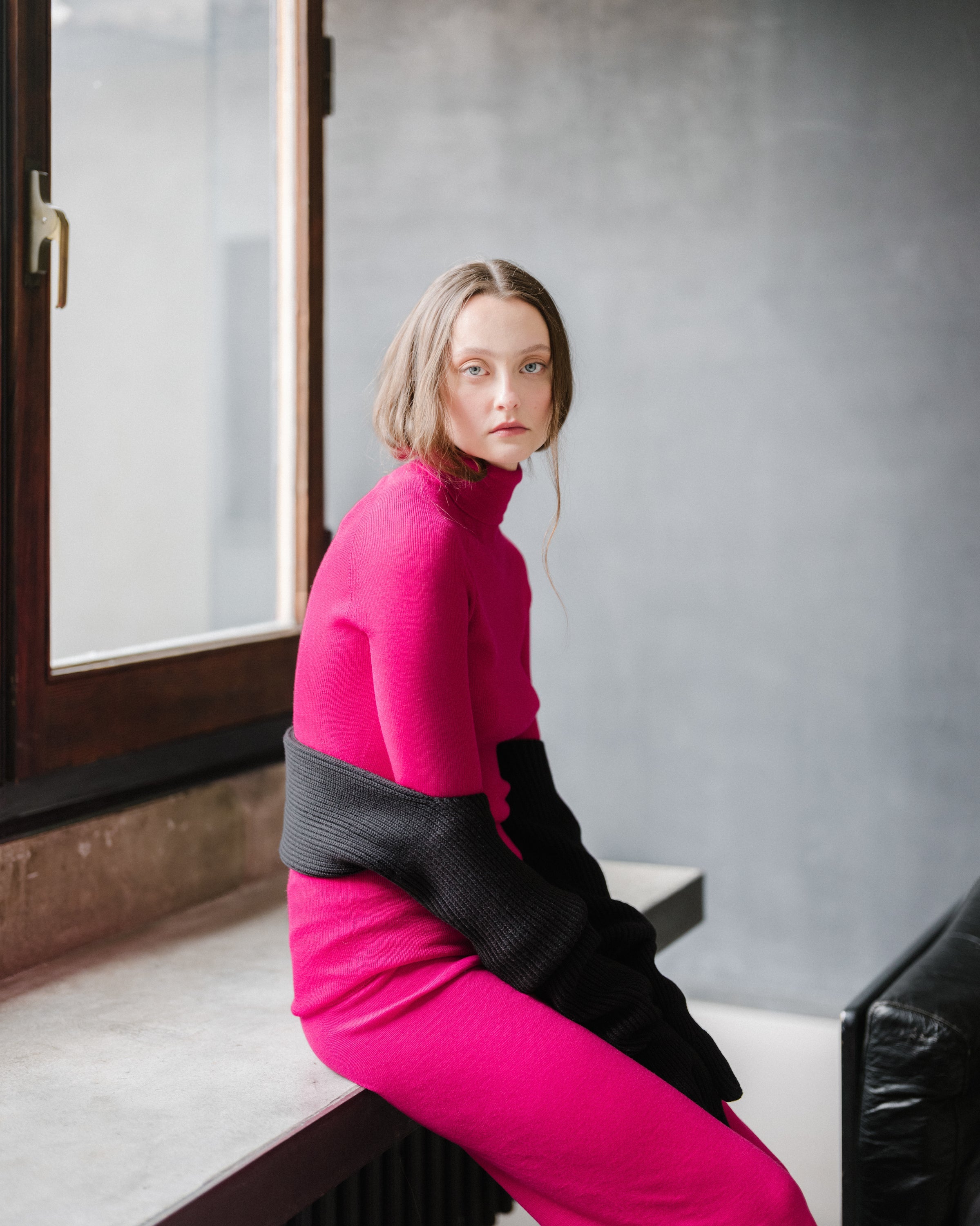 Extra Fine Merino Wool Convertible ScarfGlove