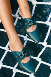 Taj Mahal Pointy Toe Leather Mules