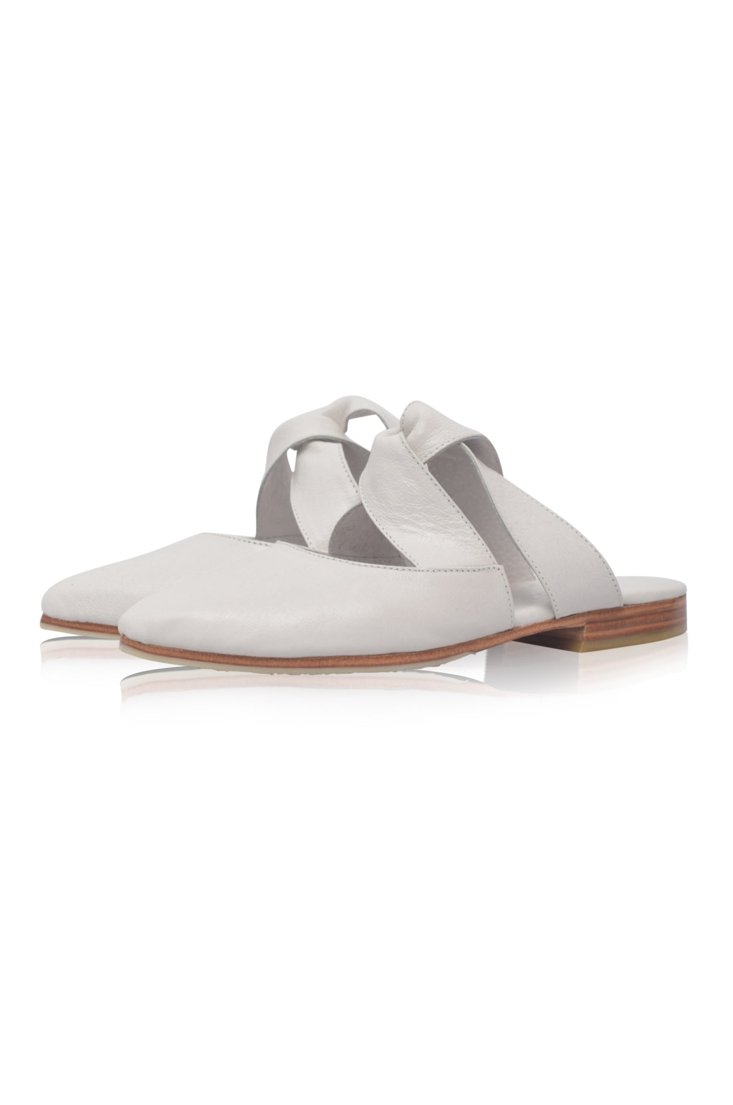 Taj Mahal Pointy Toe Leather Mules