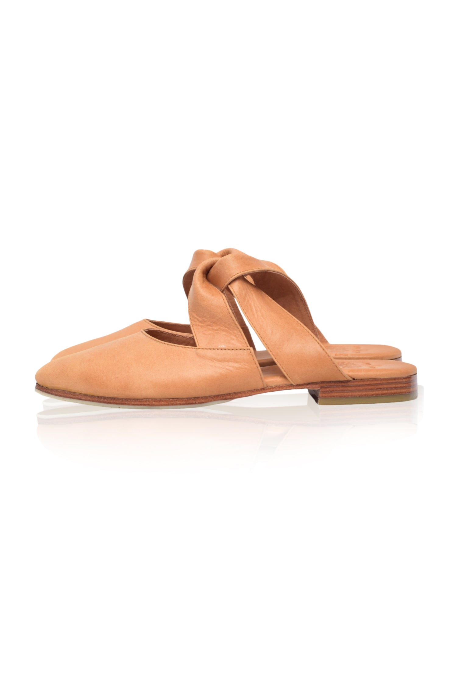 Taj Mahal Pointy Toe Leather Mules