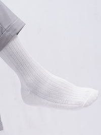 airgarb cotton comfort crew premium socks white men women leg model