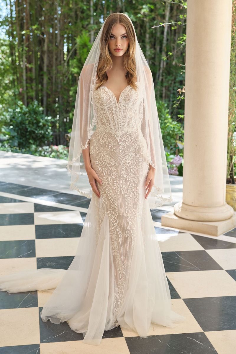 Mermaid Bridal Gown Strapless Sweetheart Neckline and Sheer